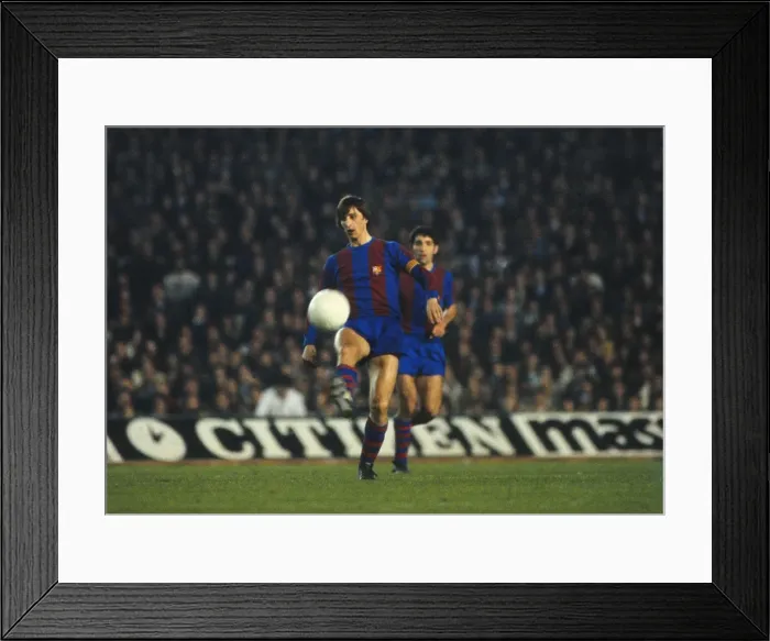 Framed Print : UEFA QF L2: Barcelona 2 (4) Villa 1 (3) Framed Print : UEFA QF L2: Barcelona 2 (4) Villa 1 (3)