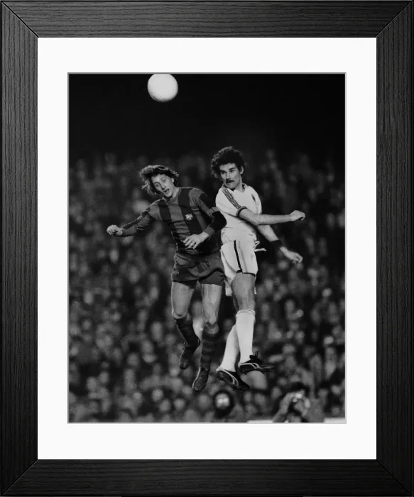 Framed Print : UEFA QF L2: Barcelona 2 (4) Villa 1 (3) Framed Print : UEFA QF L2: Barcelona 2 (4) Villa 1 (3)