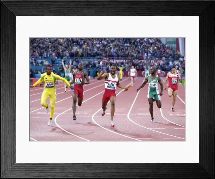 Framed Print : Manchester Commonwealth Games - Athletics Framed Print : Manchester Commonwealth Games - Athletics