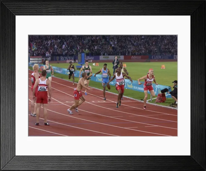 Framed Print : Manchester Commonwealth Games - Athletics Framed Print : Manchester Commonwealth Games - Athletics