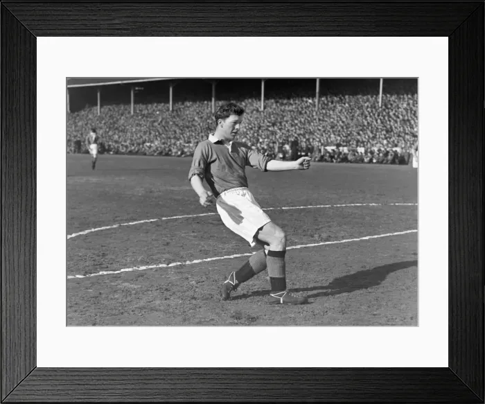 Framed Print : Arthur Bottom - York City Framed Print : Arthur Bottom - York City