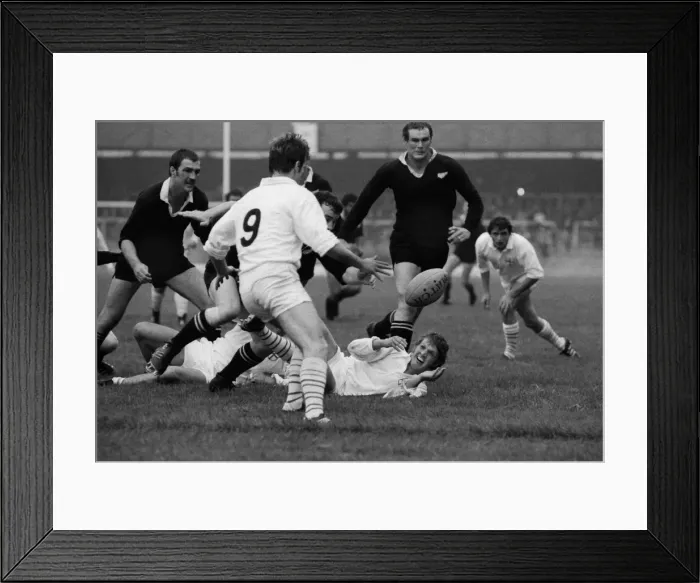 Framed Print : Keith Billy Bushell - London Counties XV Framed Print : Keith Billy Bushell - London Counties XV