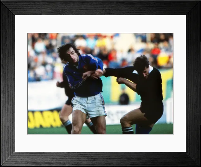 Framed Print : 2nd Test: France 16 NZ 3 Framed Print : 2nd Test: France 16 NZ 3