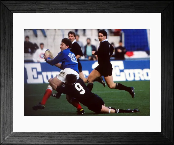 Framed Print : 2nd Test: France 16 NZ 3 Framed Print : 2nd Test: France 16 NZ 3