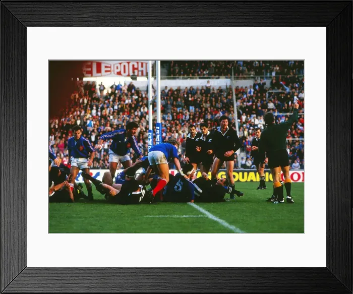Framed Print : 2nd Test: France 16 NZ 3 Framed Print : 2nd Test: France 16 NZ 3