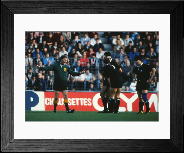Framed Print : 2nd Test: France 16 NZ 3 Framed Print : 2nd Test: France 16 NZ 3