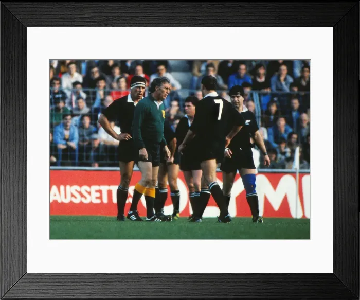 Framed Print : 2nd Test: France 16 NZ 3 Framed Print : 2nd Test: France 16 NZ 3