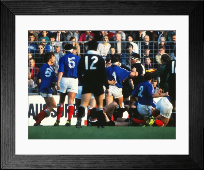 Framed Print : 2nd Test: France 16 NZ 3 Framed Print : 2nd Test: France 16 NZ 3