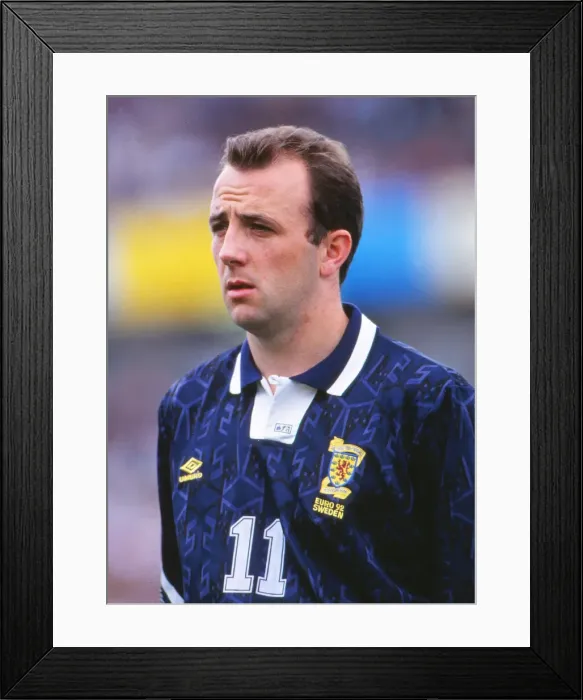 Framed Print : Euro92 Grp 2: Holland 1 Scotland 0 Framed Print : Euro92 Grp 2: Holland 1 Scotland 0