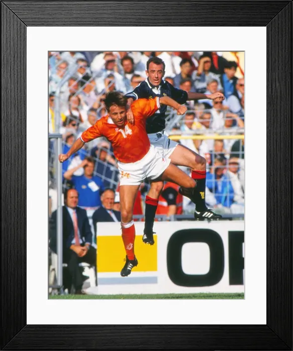 Framed Print : Euro92 Grp 2: Holland 1 Scotland 0 Framed Print : Euro92 Grp 2: Holland 1 Scotland 0