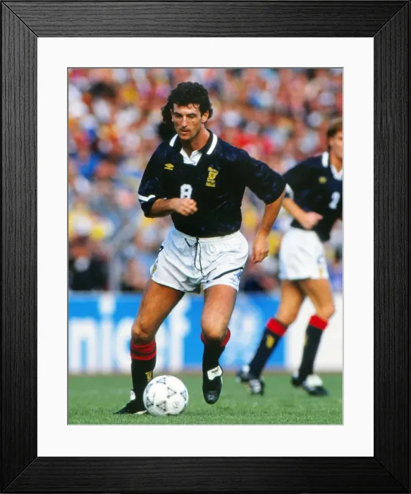 Framed Print : Euro92 Grp 2: Holland 1 Scotland 0 Framed Print : Euro92 Grp 2: Holland 1 Scotland 0