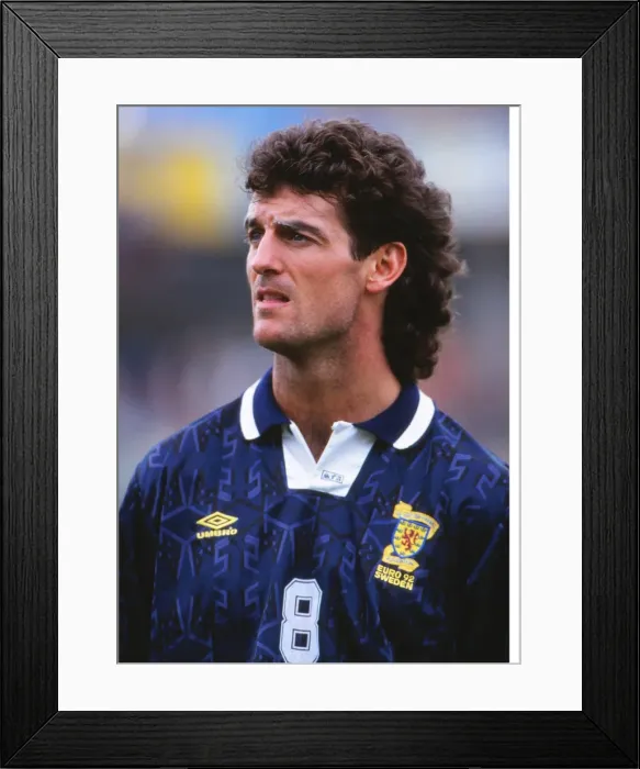 Framed Print : Euro92 Grp 2: Holland 1 Scotland 0 Framed Print : Euro92 Grp 2: Holland 1 Scotland 0