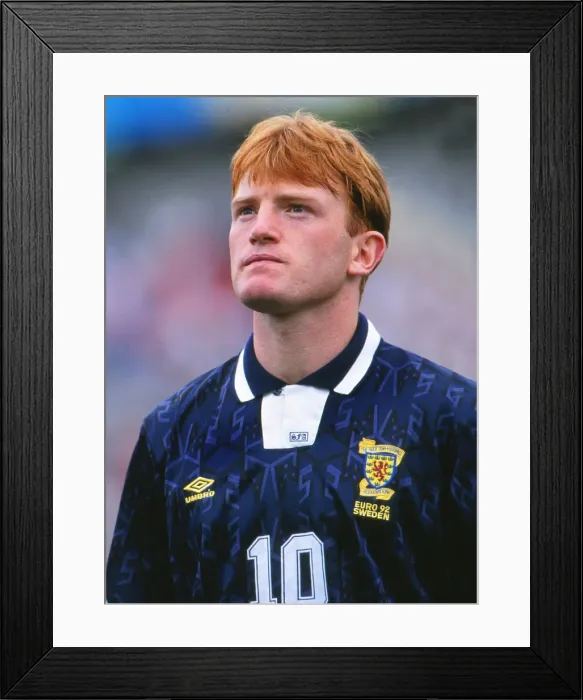 Framed Print : Euro92 Grp 2: Holland 1 Scotland 0 Framed Print : Euro92 Grp 2: Holland 1 Scotland 0