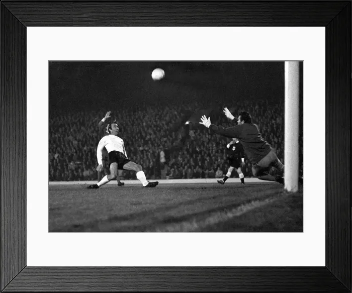 Framed Print : Liverpool 0 Spurs 0 Framed Print : Liverpool 0 Spurs 0
