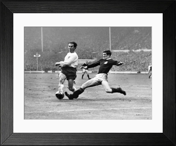 Framed Print : England 2 Scotland 2