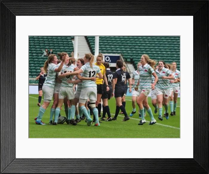 Framed Print : Womens Varsity: Oxford 0 Cambridge 52 Framed Print : Womens Varsity: Oxford 0 Cambridge 52