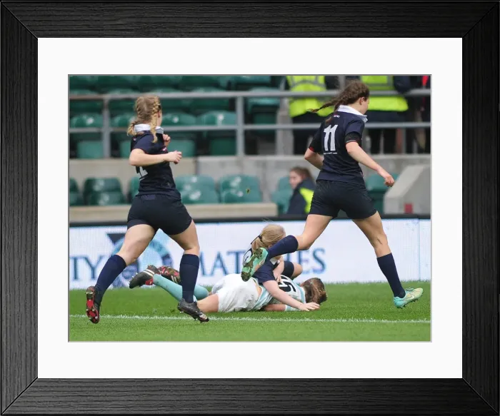 Framed Print : Womens Varsity: Oxford 0 Cambridge 52 Framed Print : Womens Varsity: Oxford 0 Cambridge 52