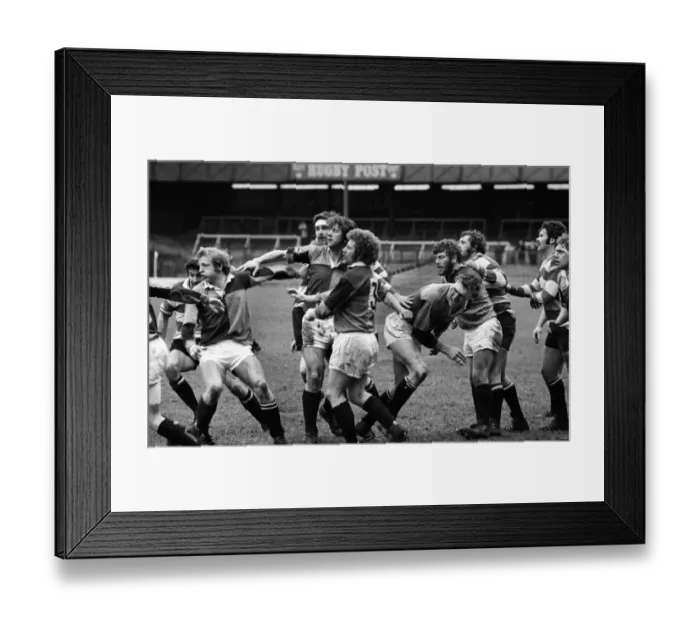 Framed Print : JP Cup SF: Quins 6 Gloucester 12 Framed Print : JP Cup SF: Quins 6 Gloucester 12
