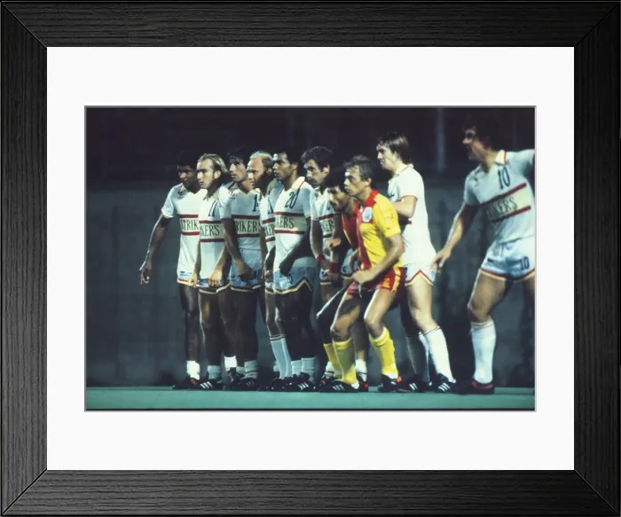 Framed Print : NASL: New England 3 Fort Lauderdale 4