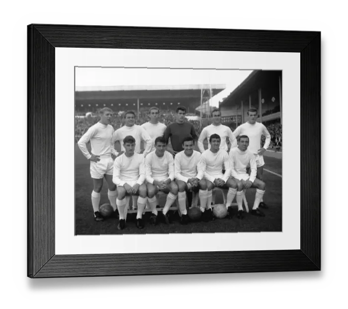 Framed Print : Villa 2 Chelsea 2 Framed Print : Villa 2 Chelsea 2