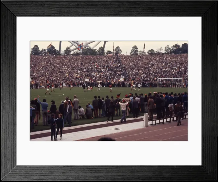 Framed Print : Euro72 Final: W Germany 3 USSR 0 Framed Print : Euro72 Final: W Germany 3 USSR 0