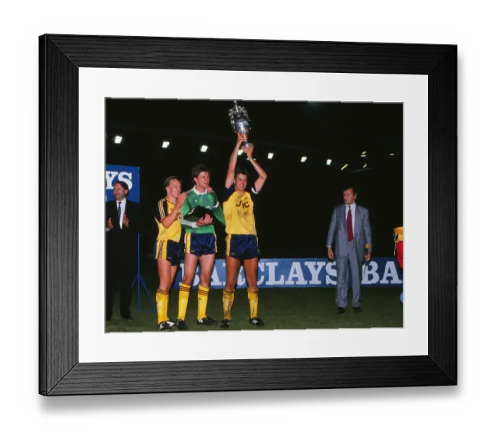 Framed Print : Liverpool 0 Arsenal 2 Framed Print : Liverpool 0 Arsenal 2
