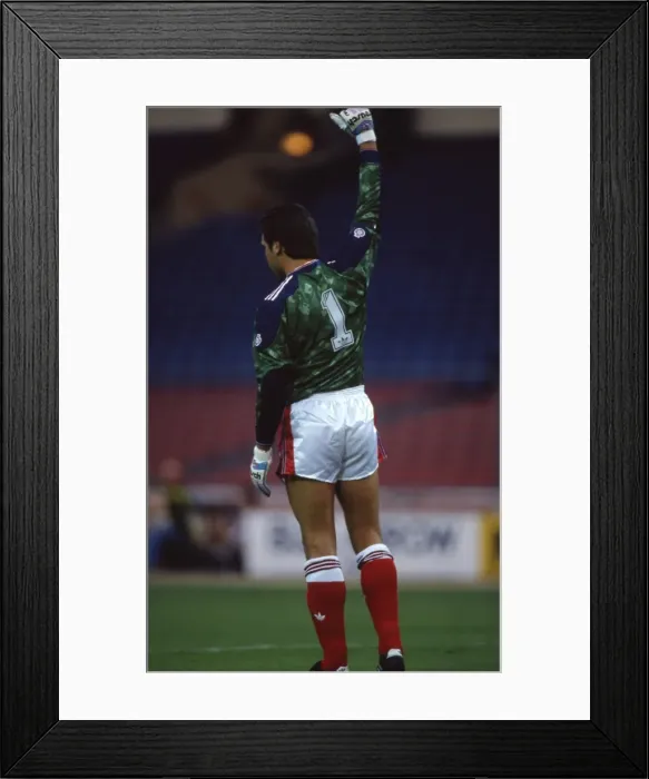Framed Print : Makita: Arsenal 2 Villa 0 Framed Print : Makita: Arsenal 2 Villa 0
