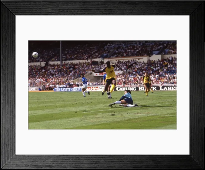 Framed Print : Makita: Arsenal 0 Sampdoria 1 Framed Print : Makita: Arsenal 0 Sampdoria 1