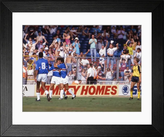 Framed Print : Makita: Arsenal 0 Sampdoria 1 Framed Print : Makita: Arsenal 0 Sampdoria 1
