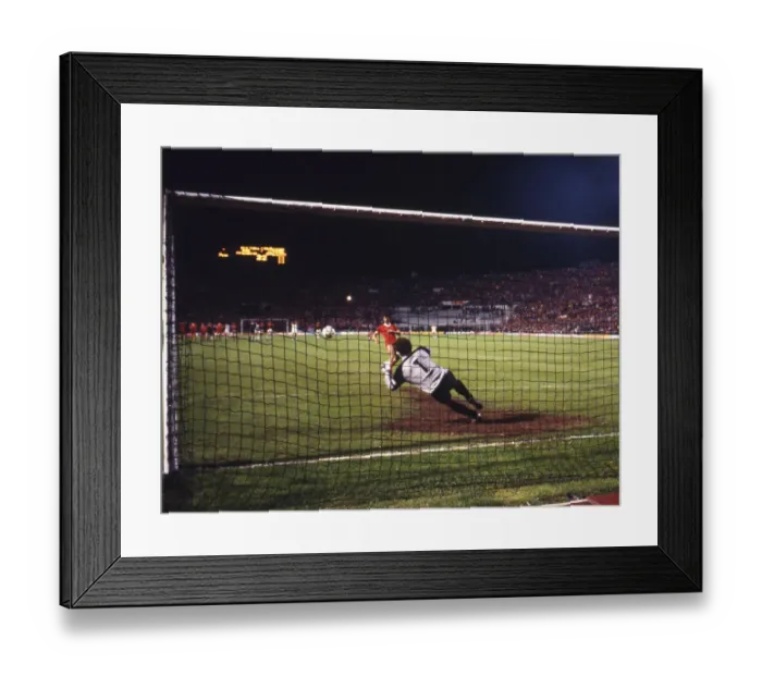 Framed Print : European Cup Final: Liverpool 1* Roma 1 (*won 4-2 pens a. e. t. ) Framed Print : European Cup Final: Liverpool 1* Roma 1 (*won 4-2 pens a. e. t. )