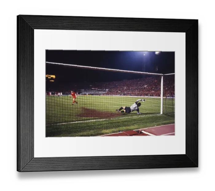 Framed Print : European Cup Final: Liverpool 1* Roma 1 (*won 4-2 pens a. e. t. ) Framed Print : European Cup Final: Liverpool 1* Roma 1 (*won 4-2 pens a. e. t. )