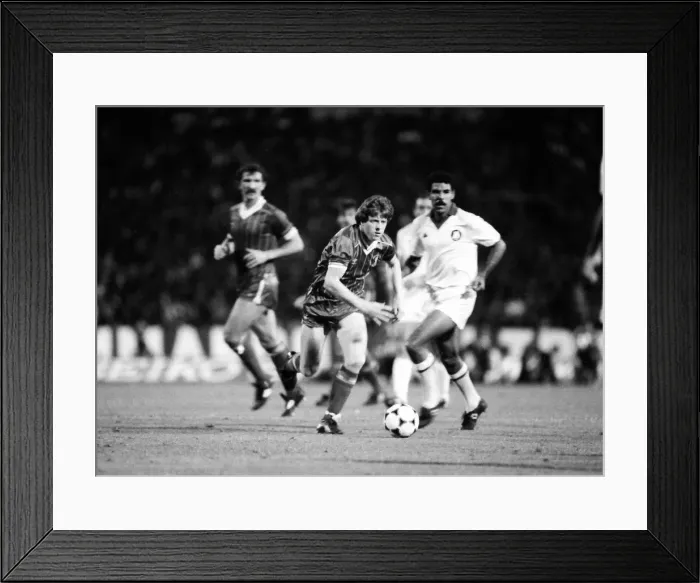 Framed Print : European Cup Final: Liverpool 1* Roma 1 (*won 4-2 pens a. e. t. ) Framed Print : European Cup Final: Liverpool 1* Roma 1 (*won 4-2 pens a. e. t. )