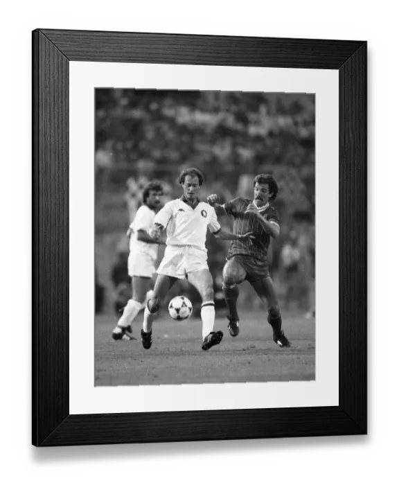 Framed Print : European Cup Final: Liverpool 1* Roma 1 (*won 4-2 pens a. e. t. ) Framed Print : European Cup Final: Liverpool 1* Roma 1 (*won 4-2 pens a. e. t. )
