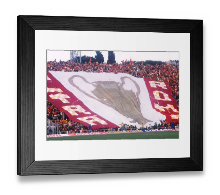 Framed Print : European Cup Final: Liverpool 1* Roma 1 (*won 4-2 pens a. e. t. )