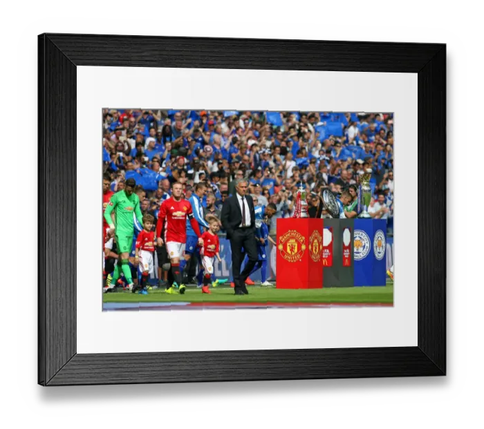Framed Print : Commmunity Shield: Leicester 1 Man Utd 2 Framed Print : Commmunity Shield: Leicester 1 Man Utd 2