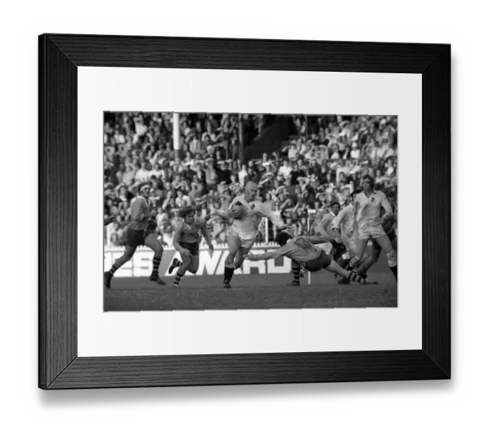 Framed Print : 1st Test: Australia 16 England 9 Framed Print : 1st Test: Australia 16 England 9