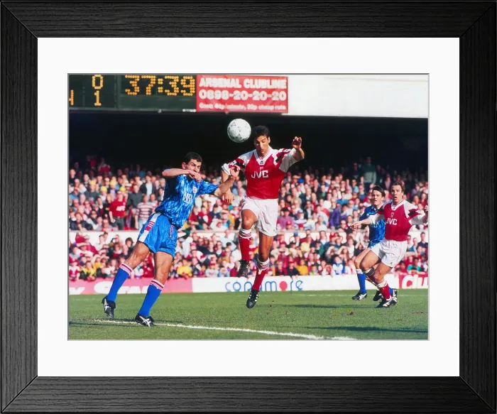 Framed Print : Arsenal 4 Southampton 3
