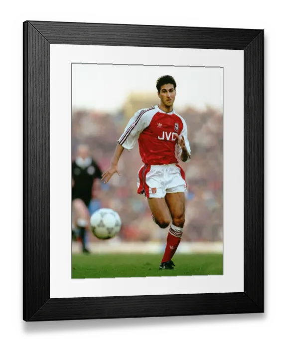 Framed Print : Arsenal v Aston Villa Framed Print : Arsenal v Aston Villa