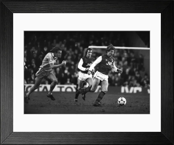 Framed Print : Vladimir Petrovic (Arsenal) Framed Print : Vladimir Petrovic (Arsenal)