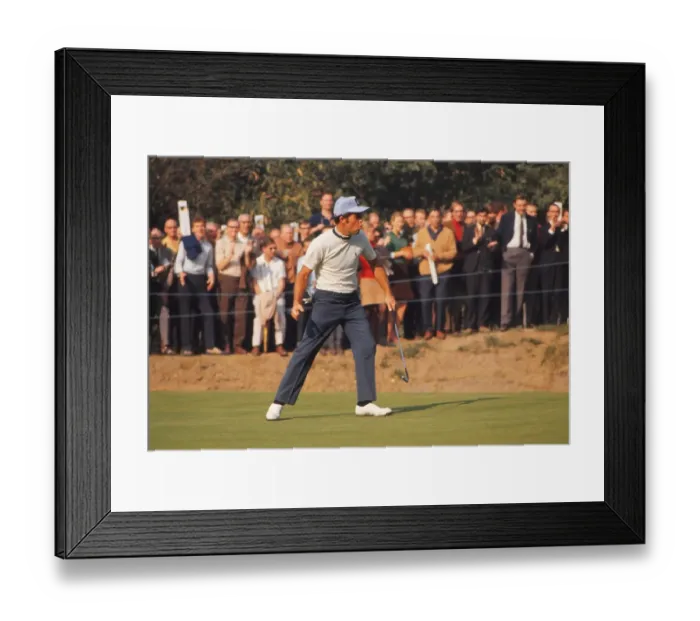 Framed Print : Gary Player at Wentworth, 1969 Framed Print : Gary Player at Wentworth, 1969