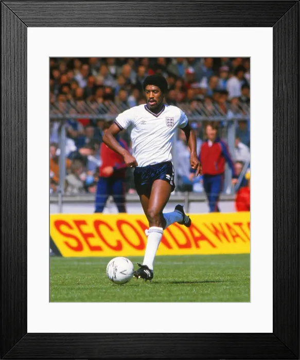 Framed Print : Mark Chamberlain - England