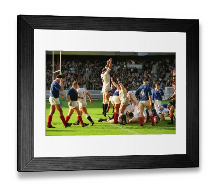 Framed Print : England players celebrate Will Carlings try in the 1991 Rugby World Cup Quarter-finals Framed Print : England players celebrate Will Carlings try in the 1991 Rugby World Cup Quarter-finals