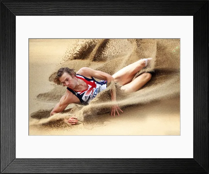 Framed Print : Chris Tomlinson Framed Print : Chris Tomlinson