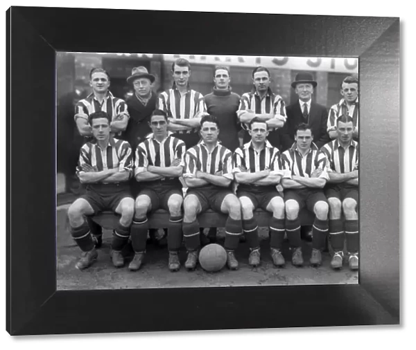 Southampton Team Group 1927  /  28