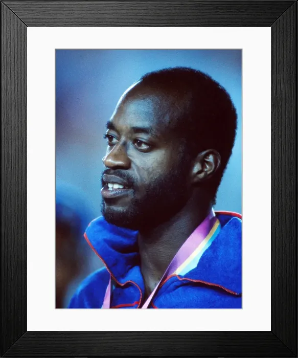 Framed Print : Ed Moses at the 1984 Los Angeles Olympics Framed Print : Ed Moses at the 1984 Los Angeles Olympics