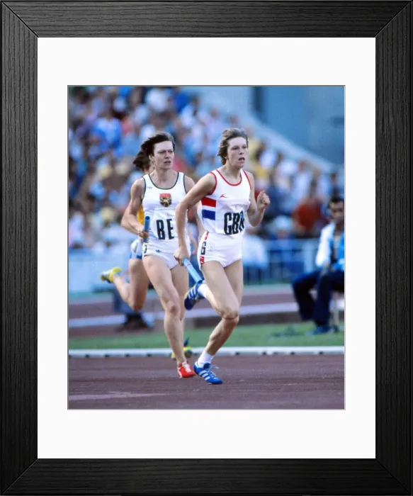 Framed Print : Linsey MacDonald - 1980 Moscow Olympics Framed Print : Linsey MacDonald - 1980 Moscow Olympics