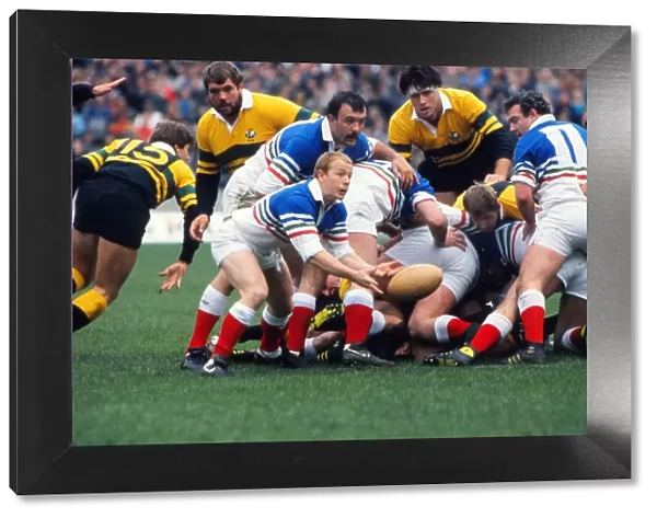 Five Nations scrum half Richard Hill passes the ball in 1986