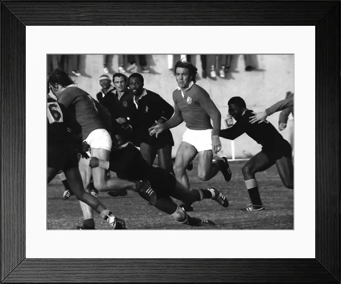 Framed Print : Roger Uttley - 1974 British Lions Tour to South Africa Framed Print : Roger Uttley - 1974 British Lions Tour to South Africa