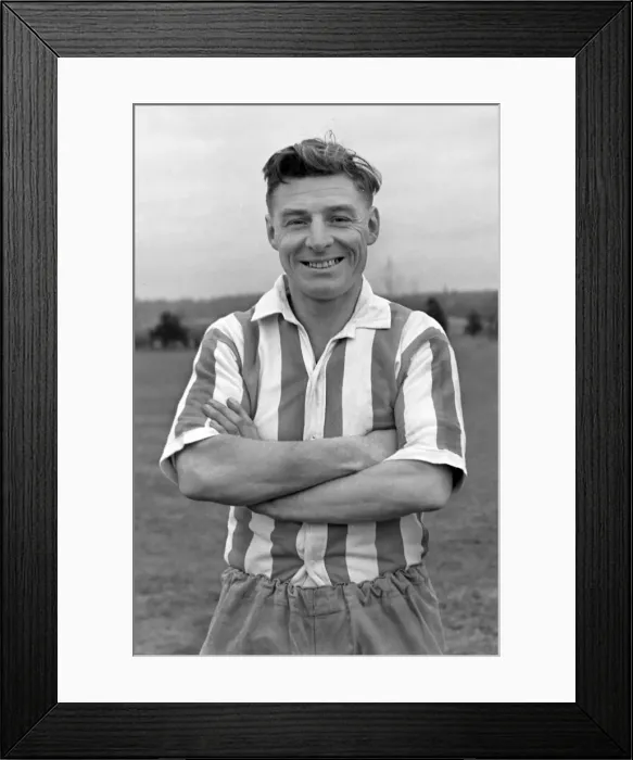 Framed Print : Ted Bates - Southampton