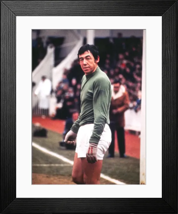 Framed Print : Gordon Banks